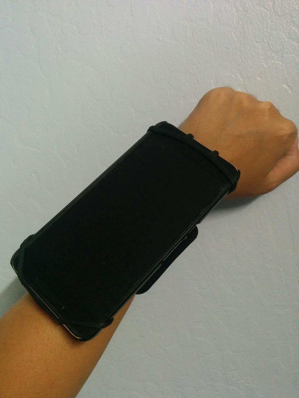 سوار تثبيت الهاتف للعبادة والرياضة